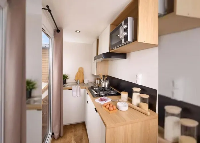 Mobil-home Confortable - 2 Chambres, Terrasse, 4 Pers. - Api-1-52-1271 *